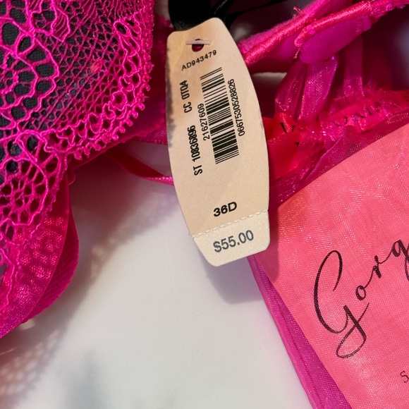 PINK Victoria's Secret Fuchsia Lace Bra - Picture 3 of 3